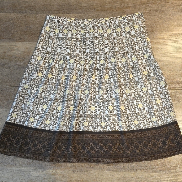 Loft- Multicolor A-Line Skirt. Size 8P. NWT - Picture 1 of 5